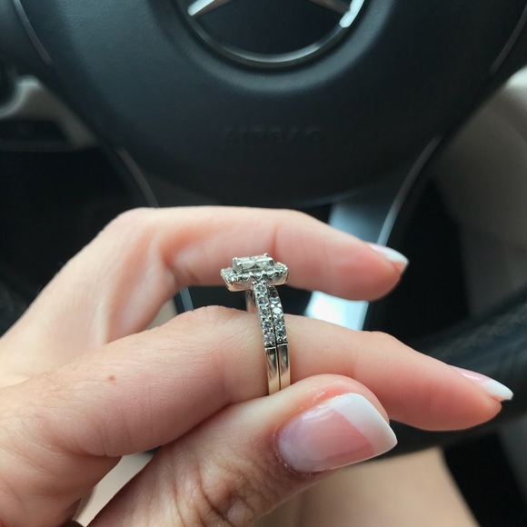 Wedding Set - Picture 5 of 8